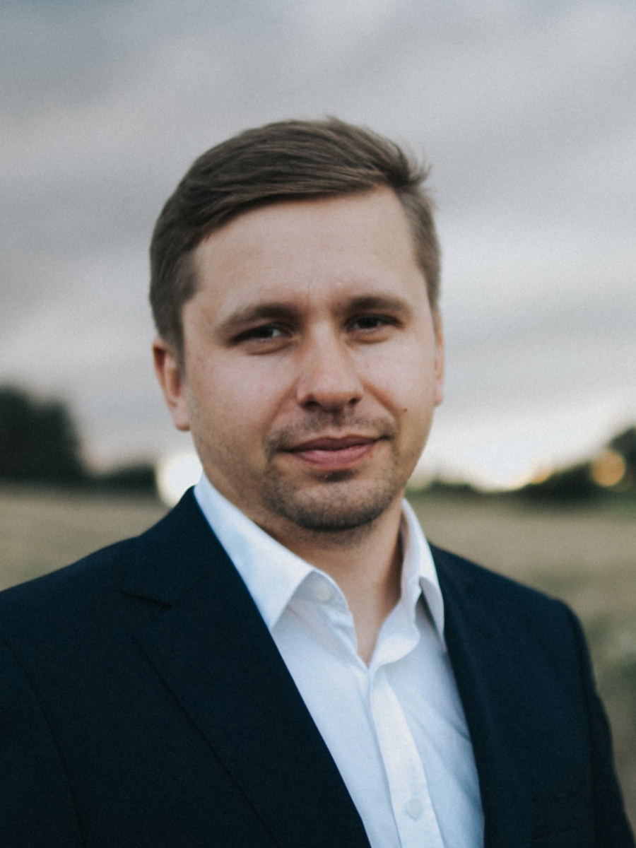 dr Rafał Raczyński grafika